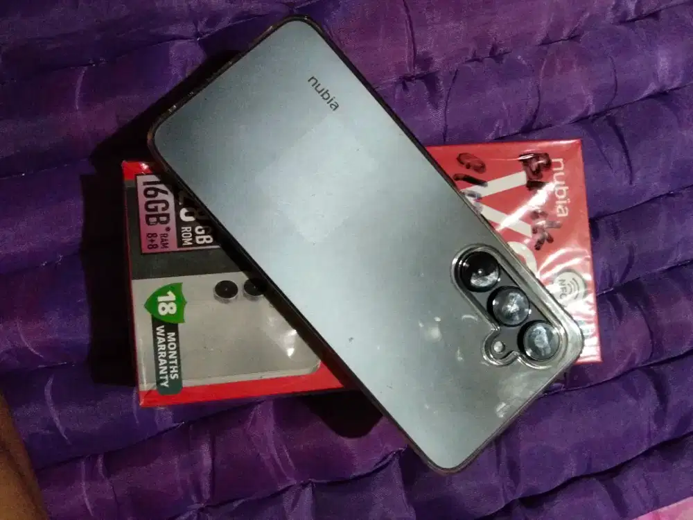 Nubia V80 max black