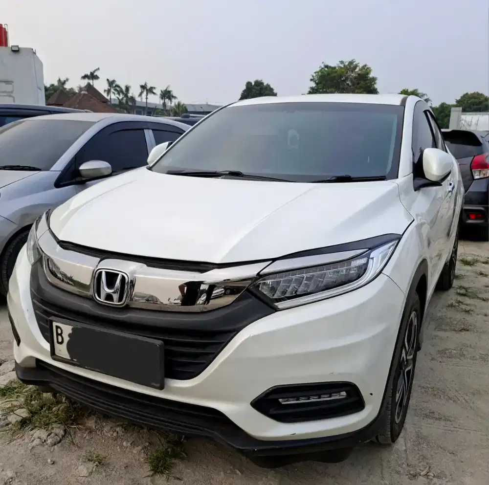 Honda HRV SE 2021 AT putih metalik