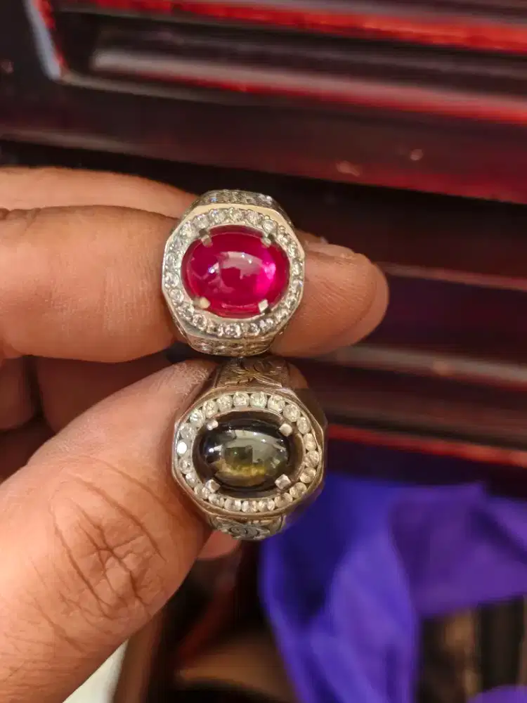 Ruby dan black sapphire star