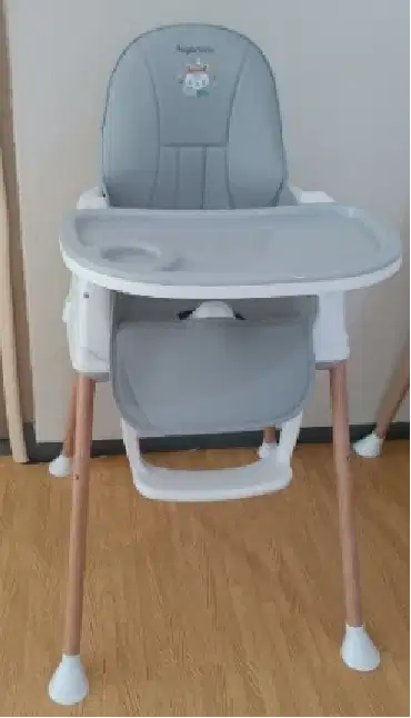 DIJUAL BABY CHAIR / KURSI MAKAN ANAK – KOKOH, NYAMAN, DAN MASIH BAGUS!