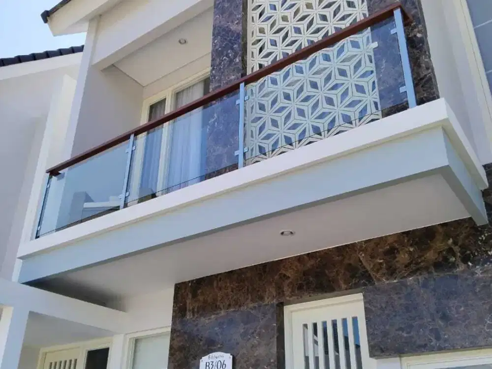 RUMAH MEWAH , ADA POOLPRIVATE , SIDOARJO KOTA