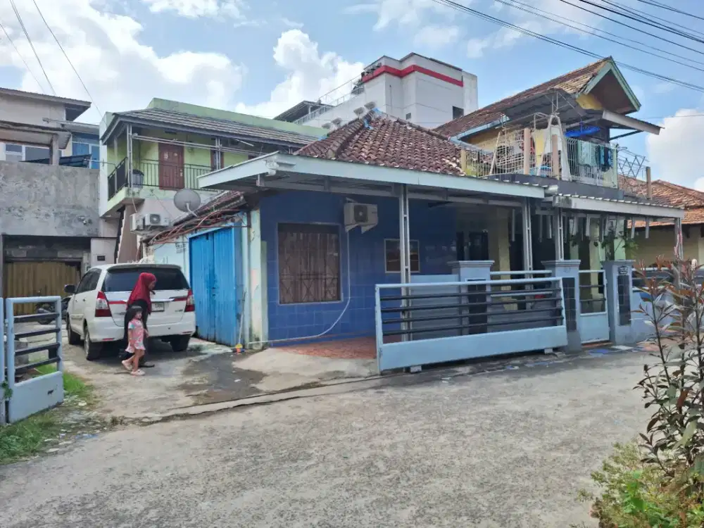 Di jual rumah + kost