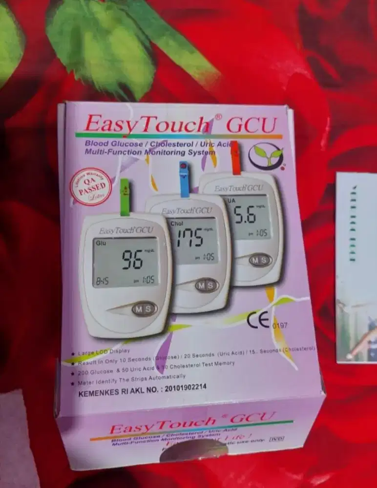 ALAT CEK KESEHATAN 3IN:EASYTOUCH GCU GULA DARAH, KOLESTEROL, ASAM URAT