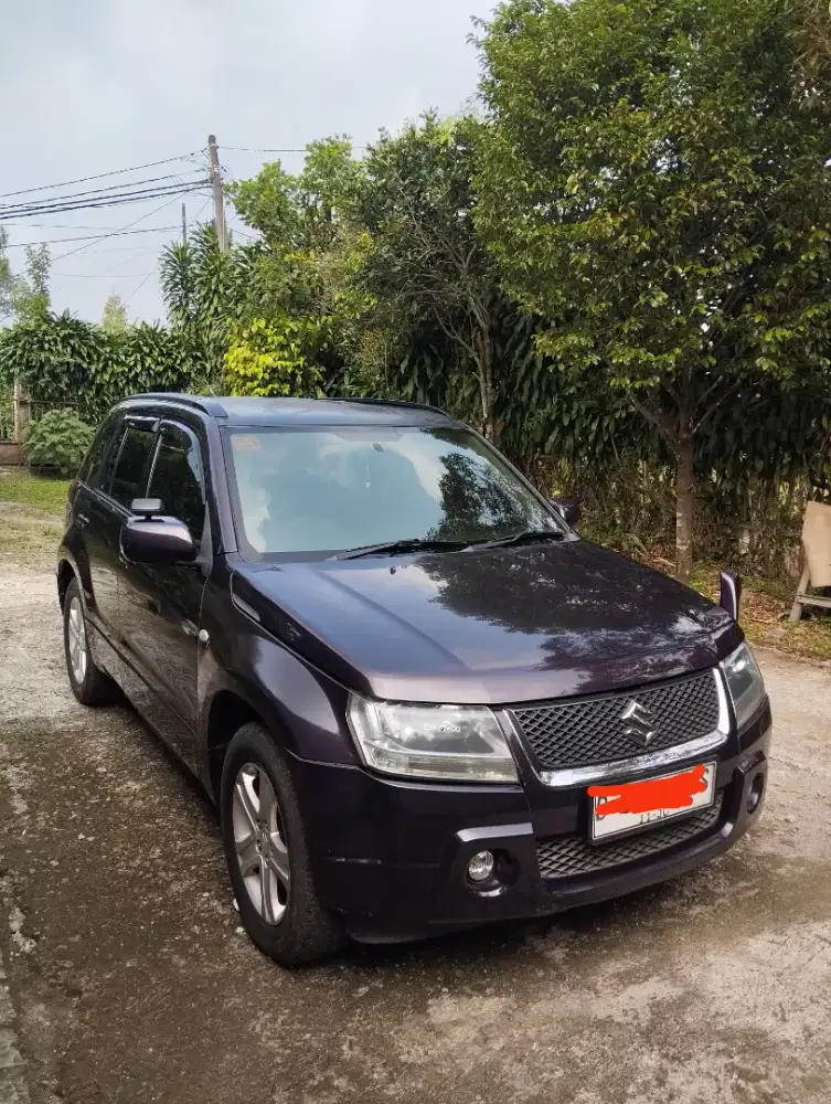 Suzuki Grand Vitara 2.0 AT 2006 Warna Ungu Tua - Pajak Hidup, Siap