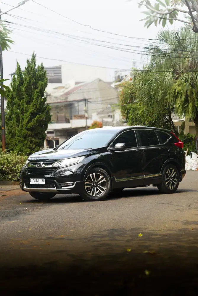 HONDA CR-V PRESTISGE TURBO 1.5 (AT) 2017 LOW KM!!