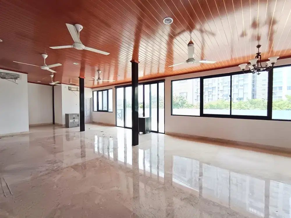 Dijual Ruko Gandeng lokasi strategis cocok untuk kantor di Kela Lilin, Kelapa Gading Jakarta Utara