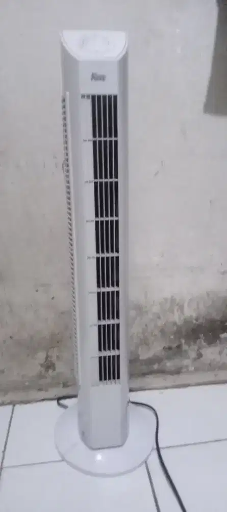Kipas angin berdiri KRIS FTC3-M