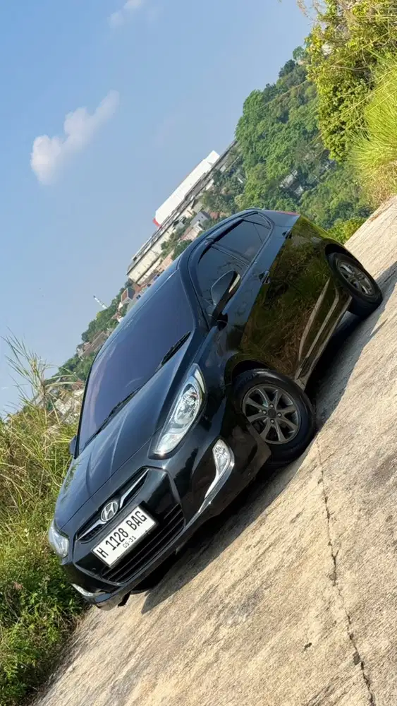 Hyundai Grand Avega 2013 LOW KM