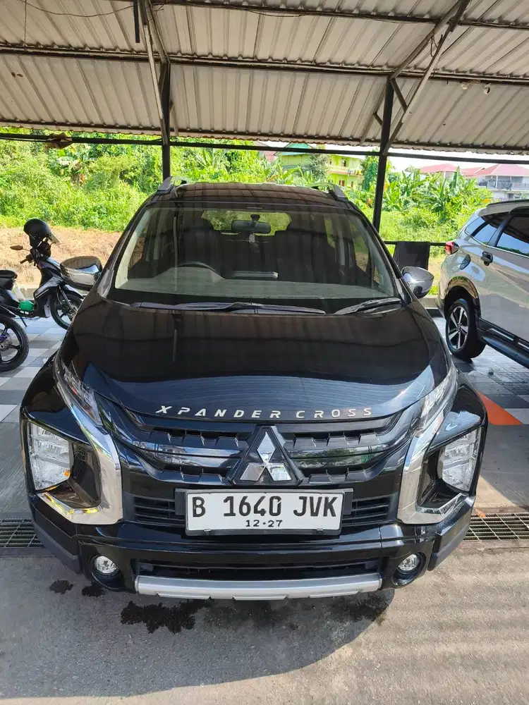Xpander Cross premium package AT CVT