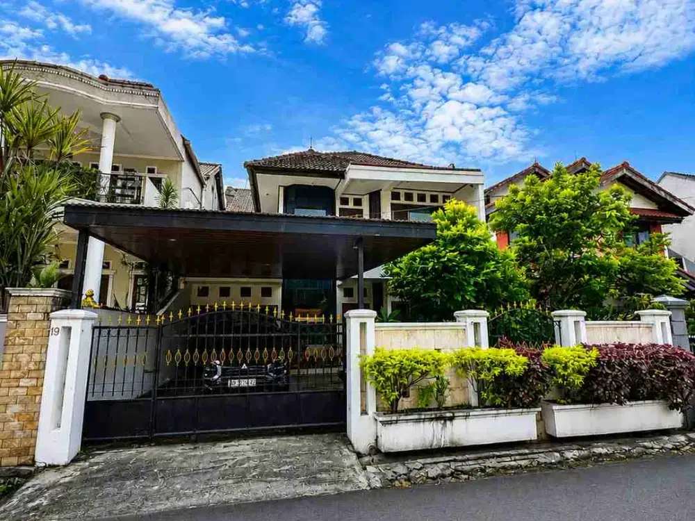 Dijual Cepat Rumah 2 Lantai Siap Huni Di Perumahan Bukit Permai Cibubur Jakarta Timur Harga Dibawah NJOP