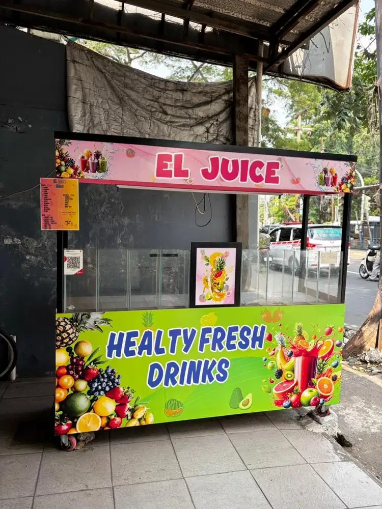 Gerobak bekas jual jus buah