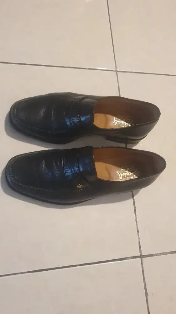 Sepatu Pantofel Pria Branded