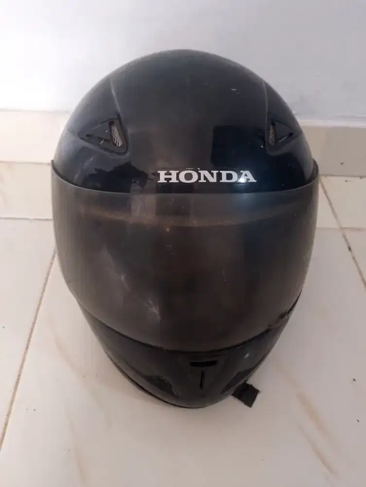 HELM CAKIL ORIGINAL BAWAAN DEALER HONDA