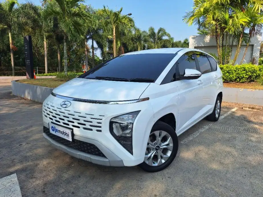 LOW DP Hyundai Stargazer 1.5 Trend Bensin-AT 2022 PZA