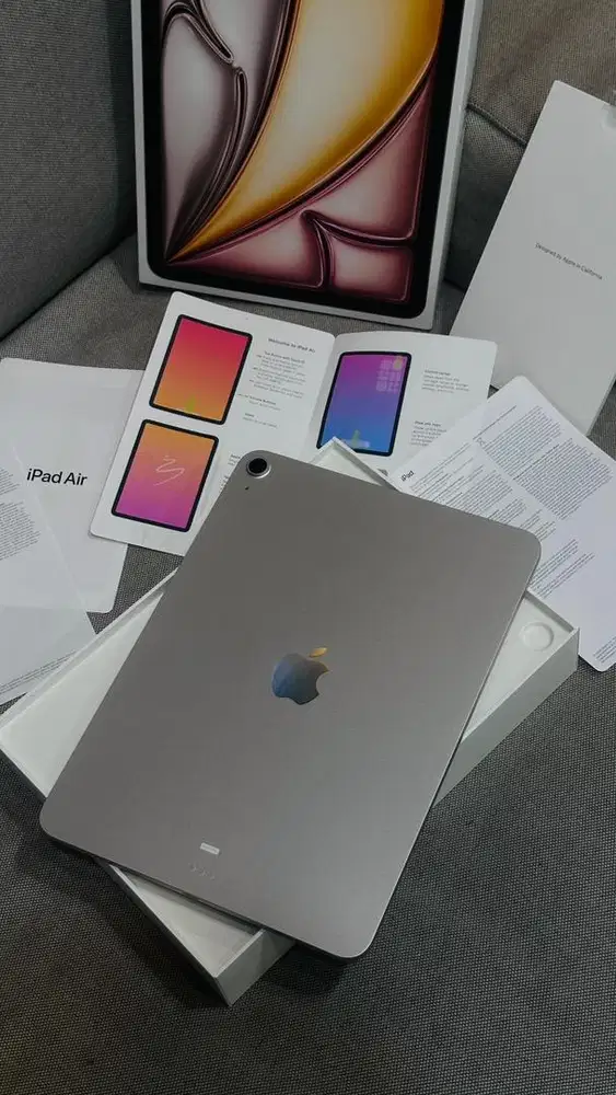 iPad Air M4 128 GB Like New