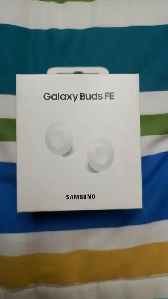 Samsung Galaxy Buds FE White (Belum pernah dibuka)