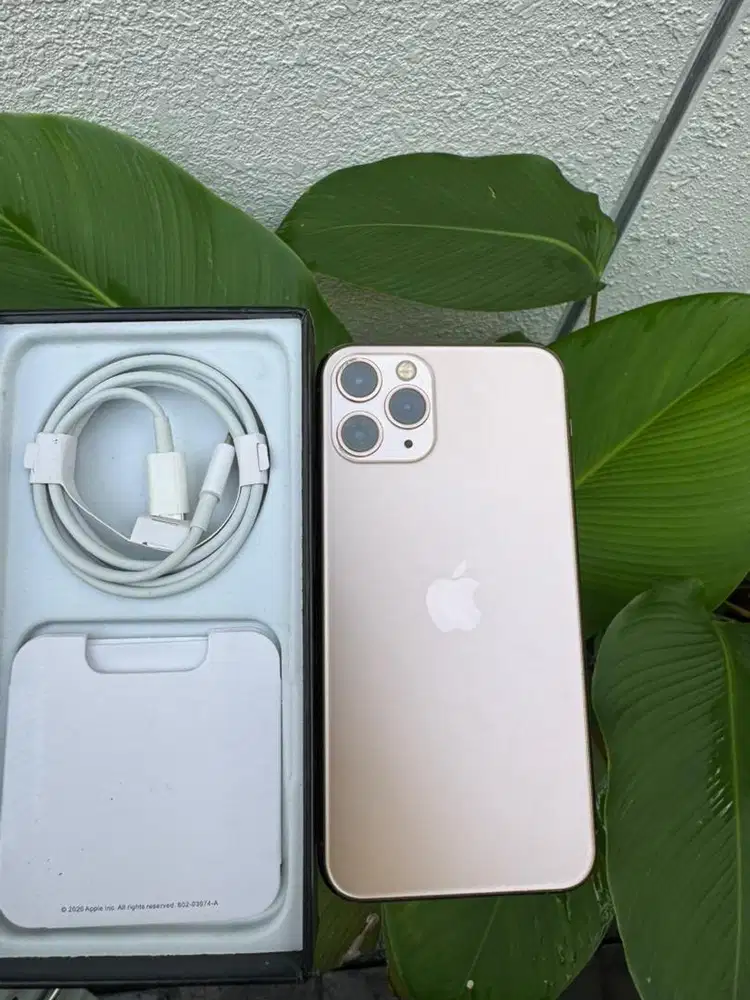 Iphone 11 pro 256gb setuju barang  baru