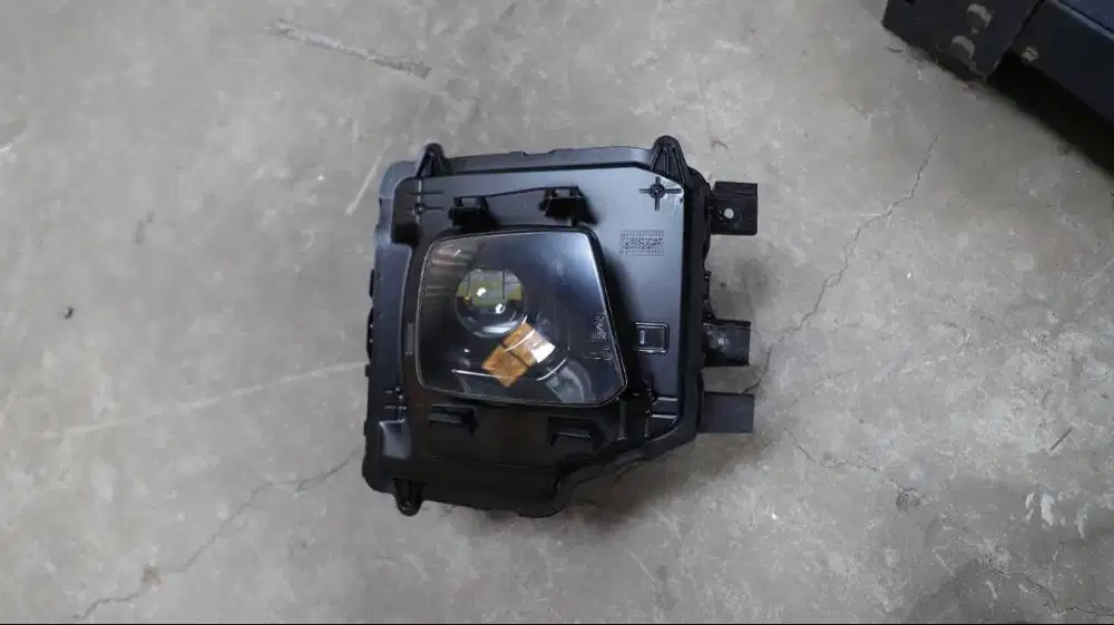 HEADLAMP KANAN SUZUKI GRAND VITARA GX 2023, 35100M76T00000