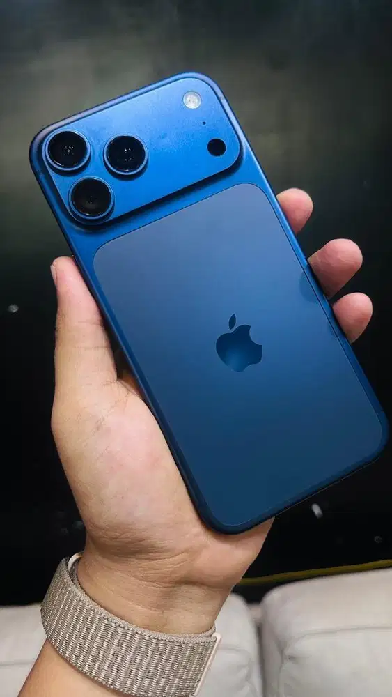 iPhone 17 Promax 256 GB iBox
