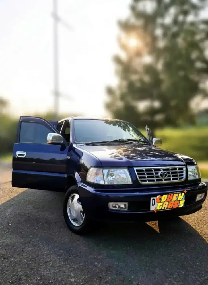 Toyota Kijang LGX 2001 Bensin Matic