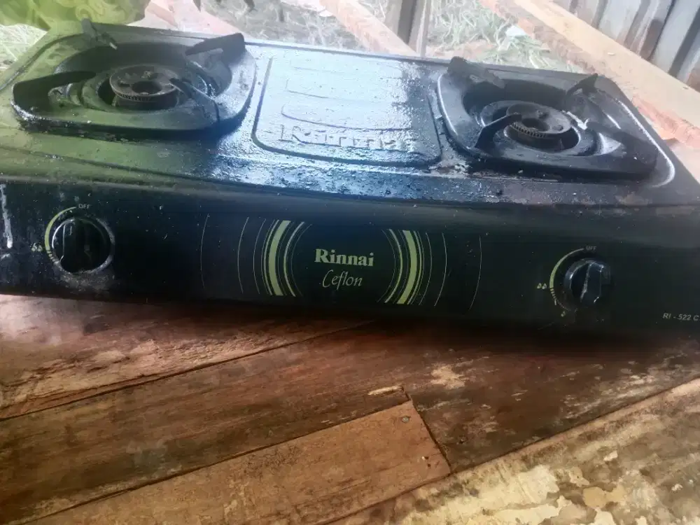 Jual kompor 2 tungku masih bgs