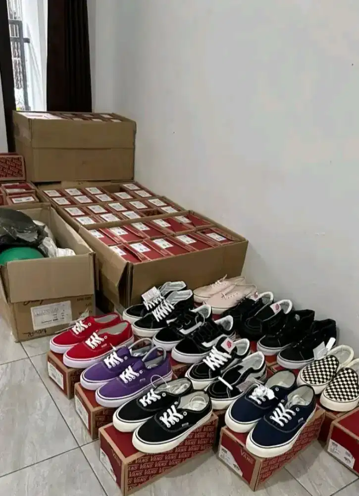 sepatu all New banyak model nya bisa tanya tanya dulu