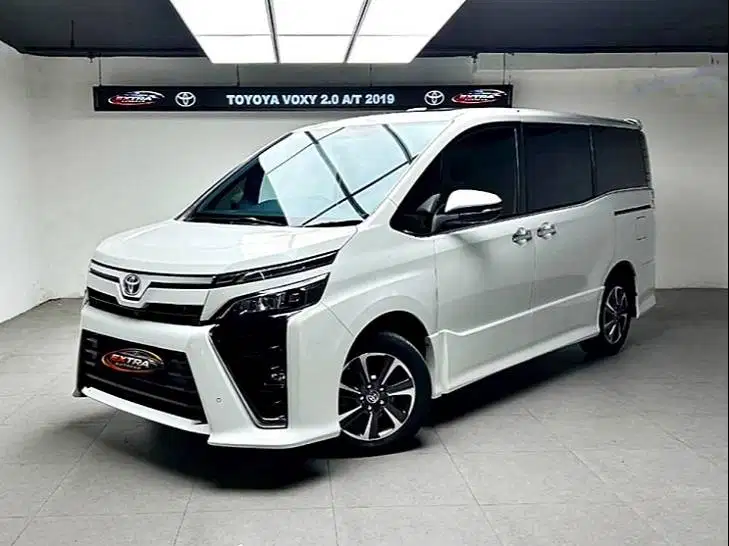 Toyota Voxy 2019 Istimewa #KBN#