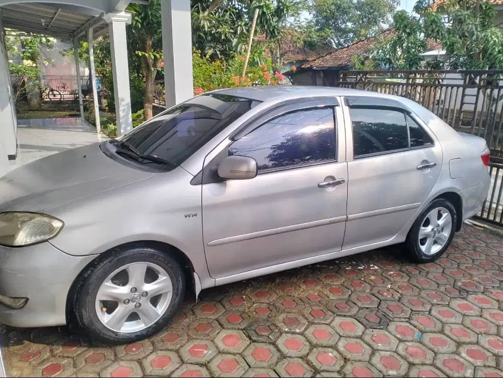 Dijual Unit Rawatan Pribadi: Toyota Vios 1.5 CBU Gen 1