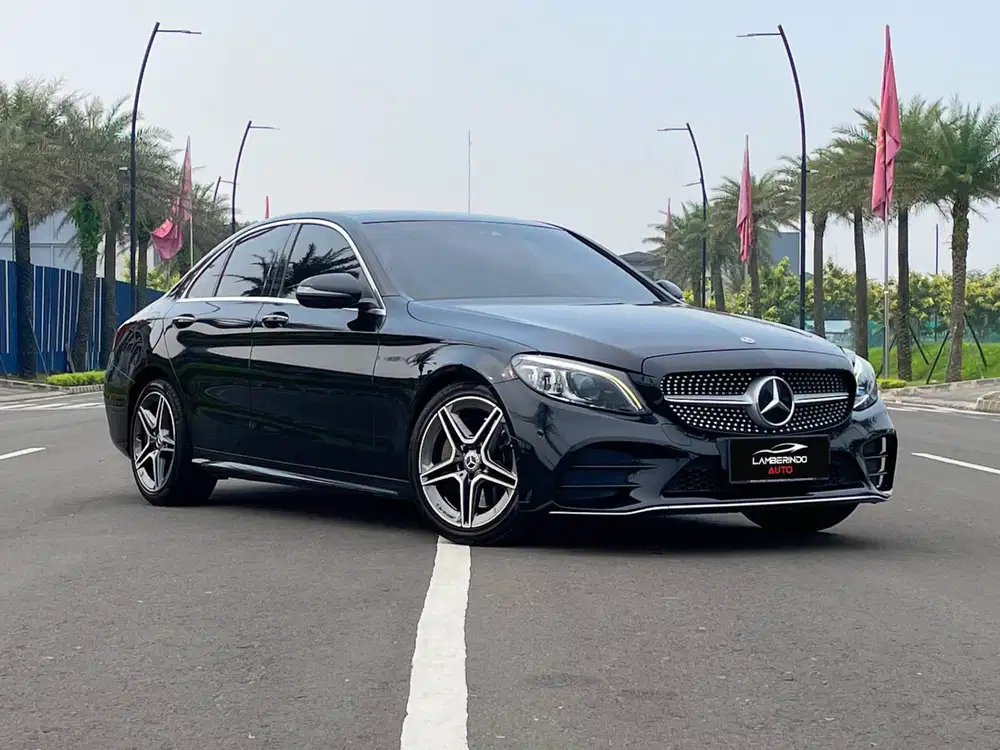MERCEDES BENZ C300 AMG LINE 2.0 TURBO FACELIFT 2019 W205 LOW ODO !!