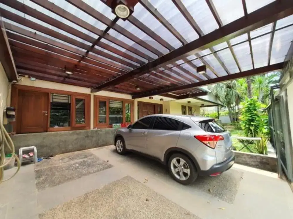 Dijual Rumah Lokasi Strategis di Pulomas Barat Pulo Gadung Jakarta Timur