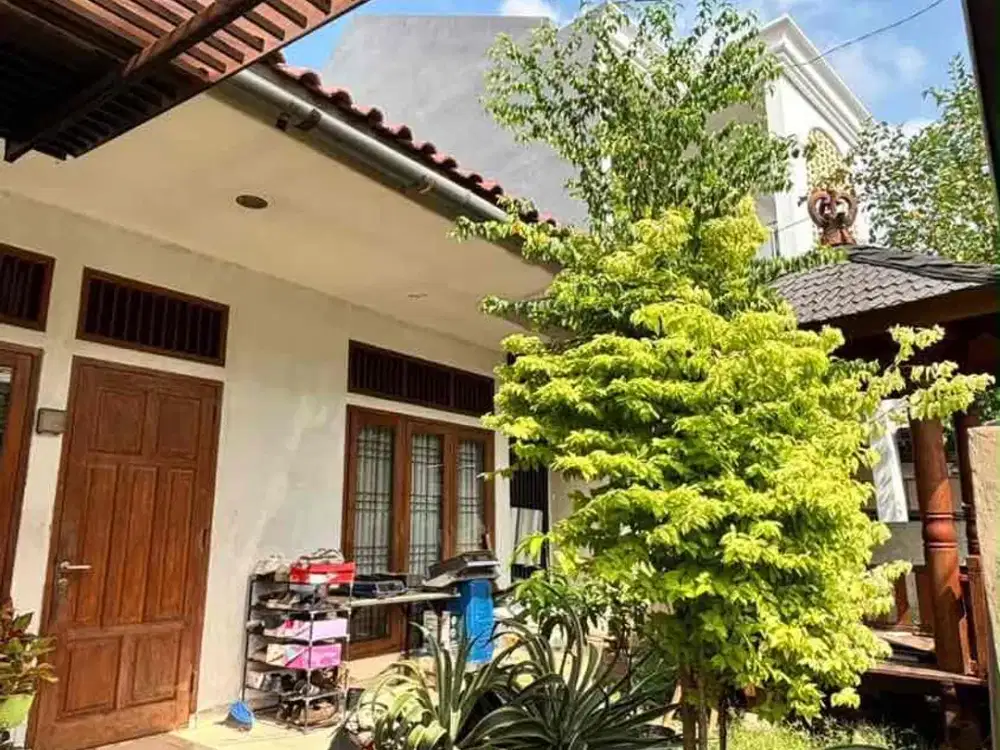 Dijual (BU) - Rumah Full Furnished di Bintaro