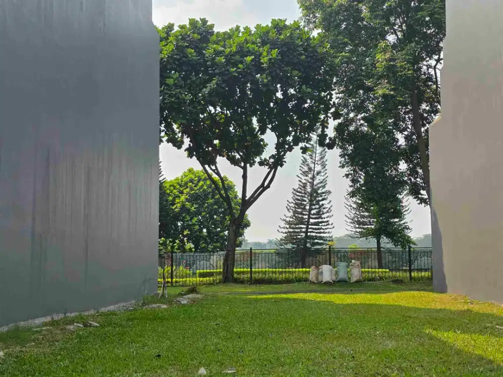 Jual Kavling De Park Cajuputi bsd city depan taman dan belakang jogging track