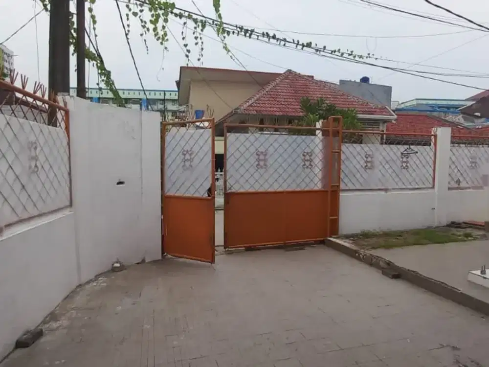 Disewakan rumah hook 2lt siap huni di Pulo Gebang Permai, Jakarta Timur