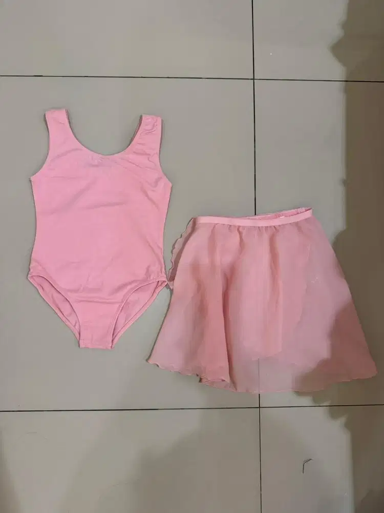 Preloved Baju Setelan Ballet Anak Perempuan Soft Pink