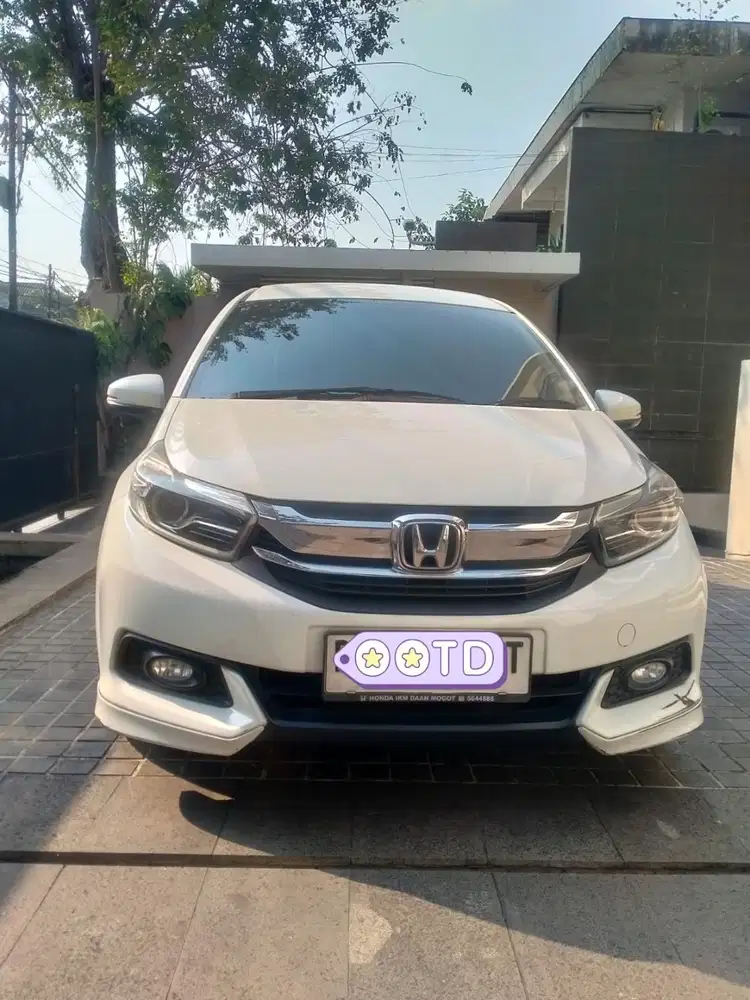 Dijual Mobil Honda Mobilio