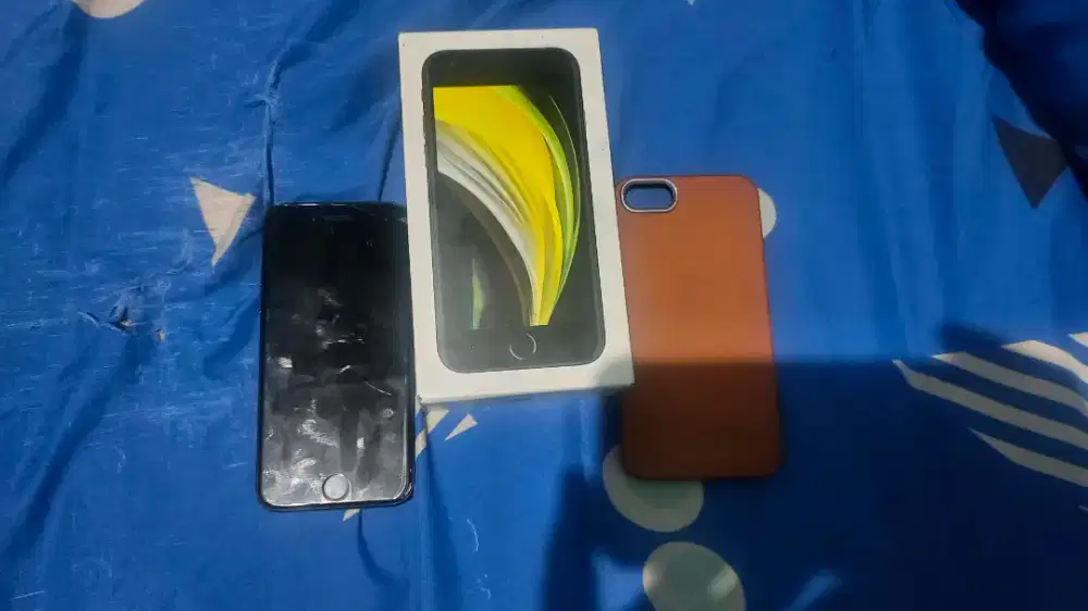 iPhone SE 2020 resmi 128gb batangan minus