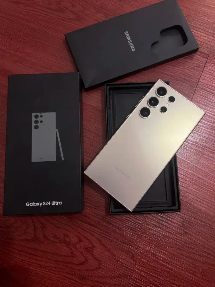 Samsung S24 ultra 12/256