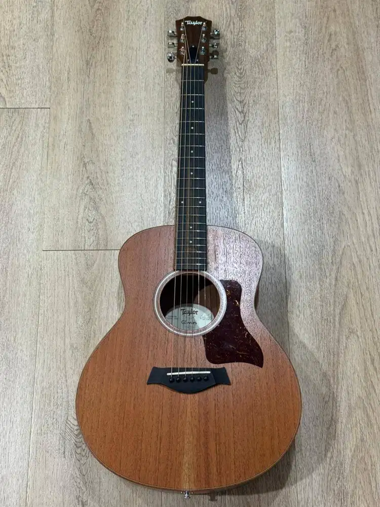 Taylor GS Mini Mahogany Acoustic Guitar w/Bag