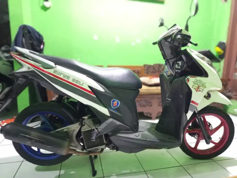 Di jual Motor Vario Tangan Pertama
