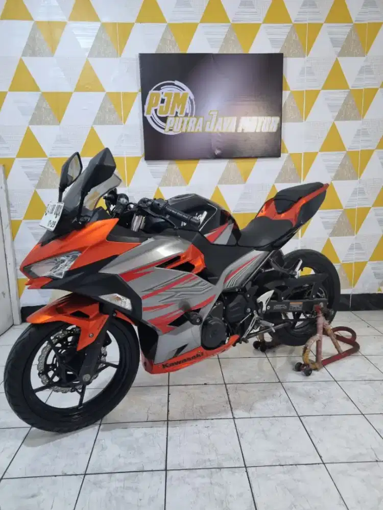 Kawasaki ninja 250 new ABS 2018 mulus