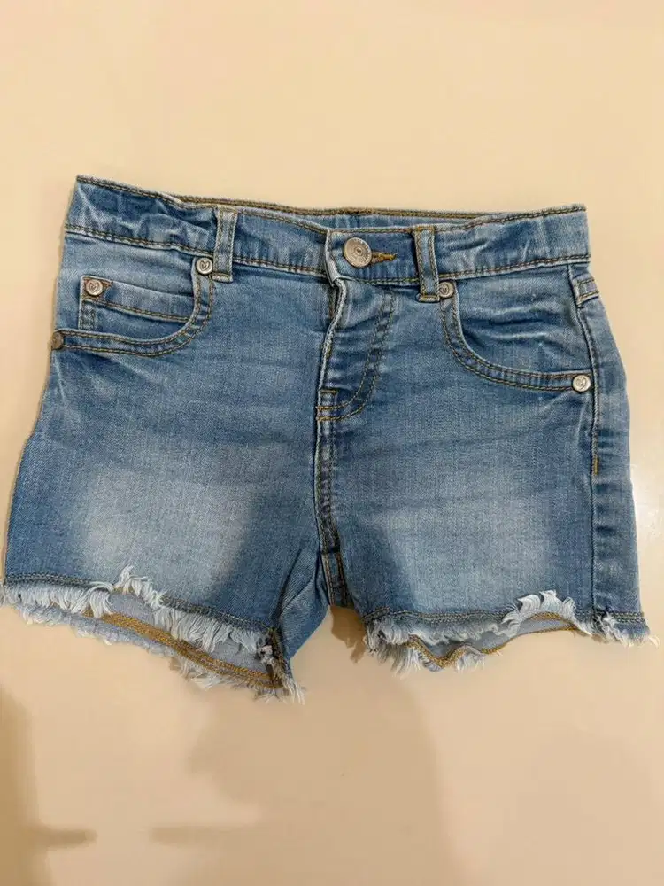 Preloved Celana Pendek Jeans Anak Perempuan Mothercare