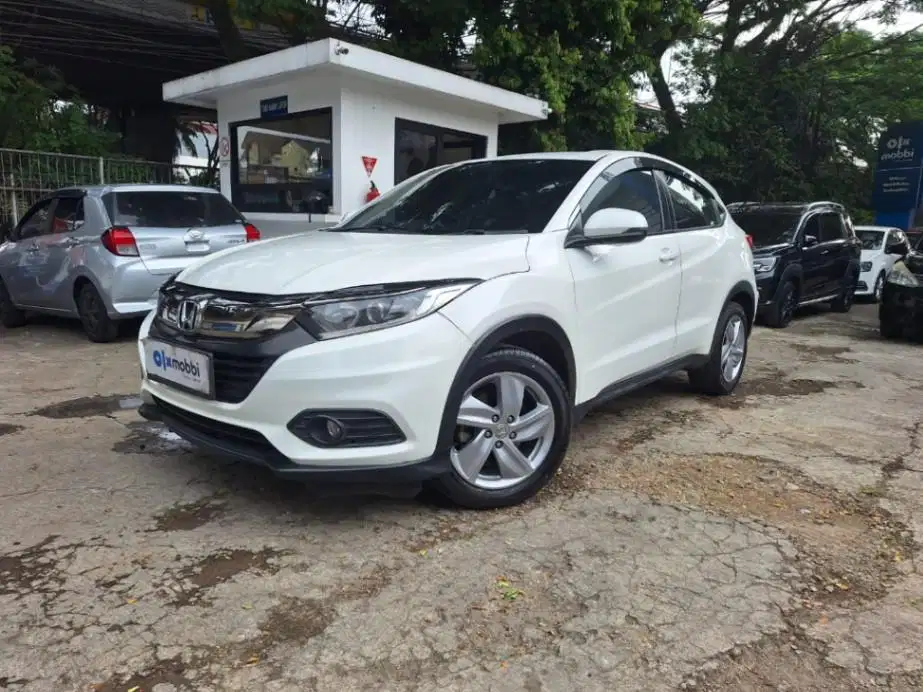 LOW DP Honda HR-V 1.5 S Bensin-AT 2020 VZJ