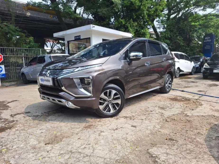 LOW DP Mitsubishi Xpander 1.5 Ultimate Bensin-AT 2018 AHJ