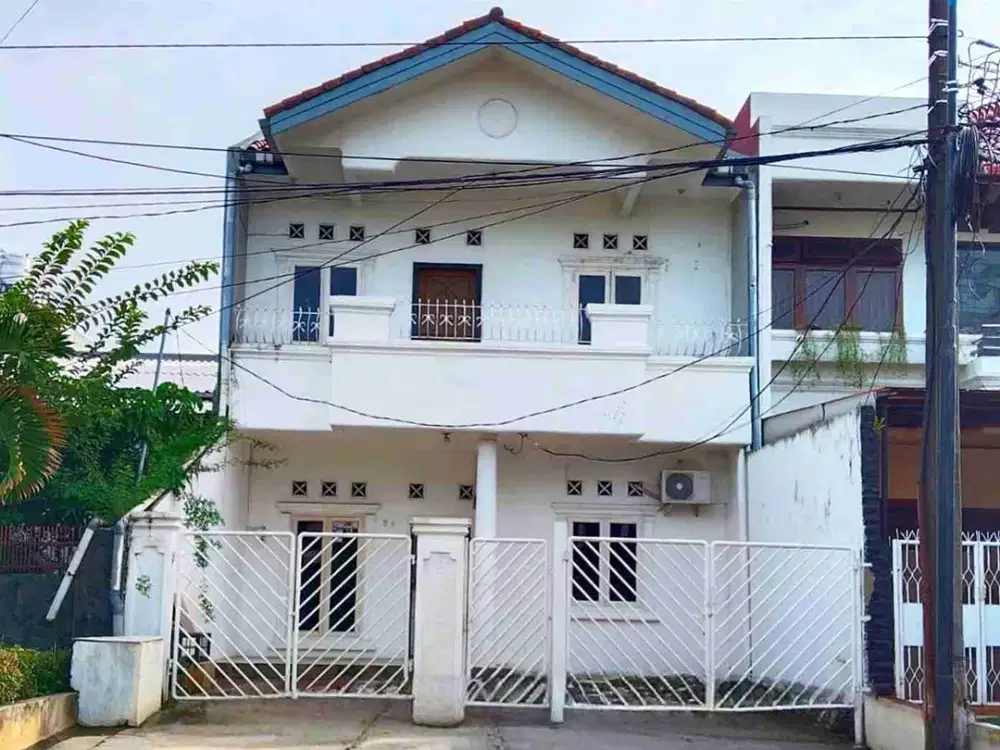 Rumah Pondok Bambu Duren Sawit