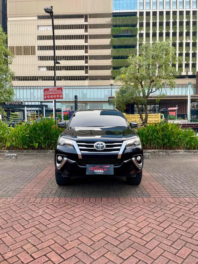 Toyota Fortuner 2.7 SRZ AT 2017