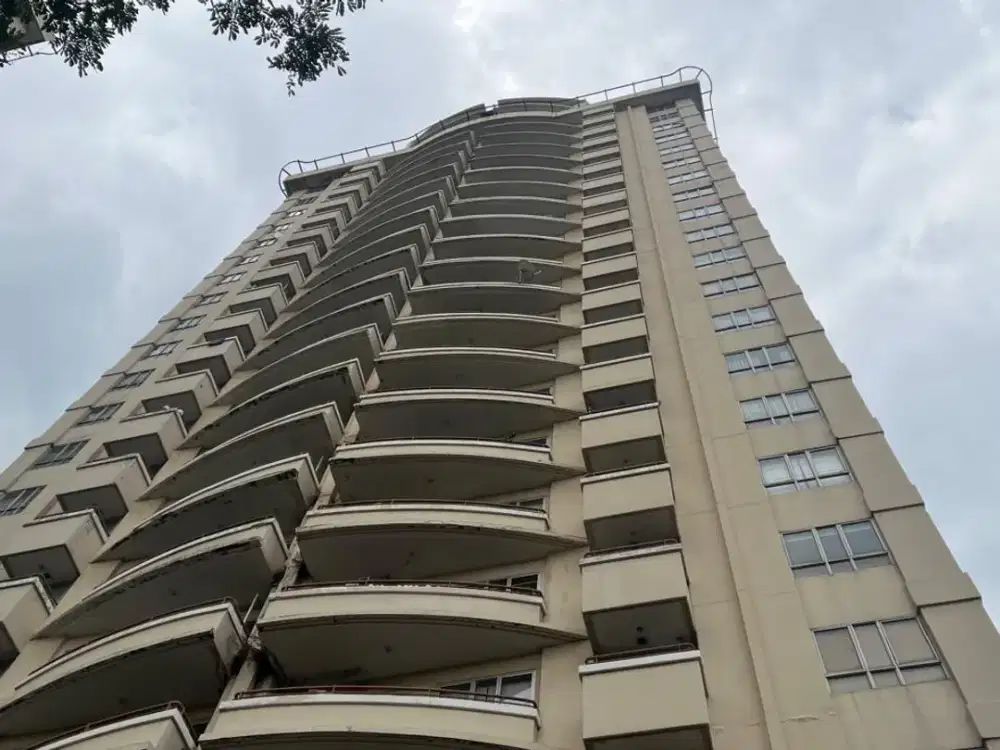 Dijual Lelang Apartemen Paladian Park Jalan Bukit Gading Raya, Kelurahan Kelapa Gading Barat, Kecamatan Kelapa Gading, Kotamadya Jakarta Utara