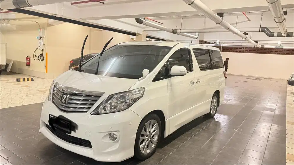 Toyota alphard 2.4