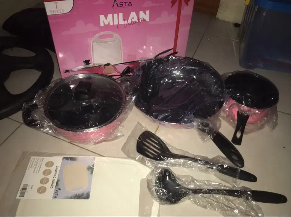panci anti lengket 1 set merk asta milan