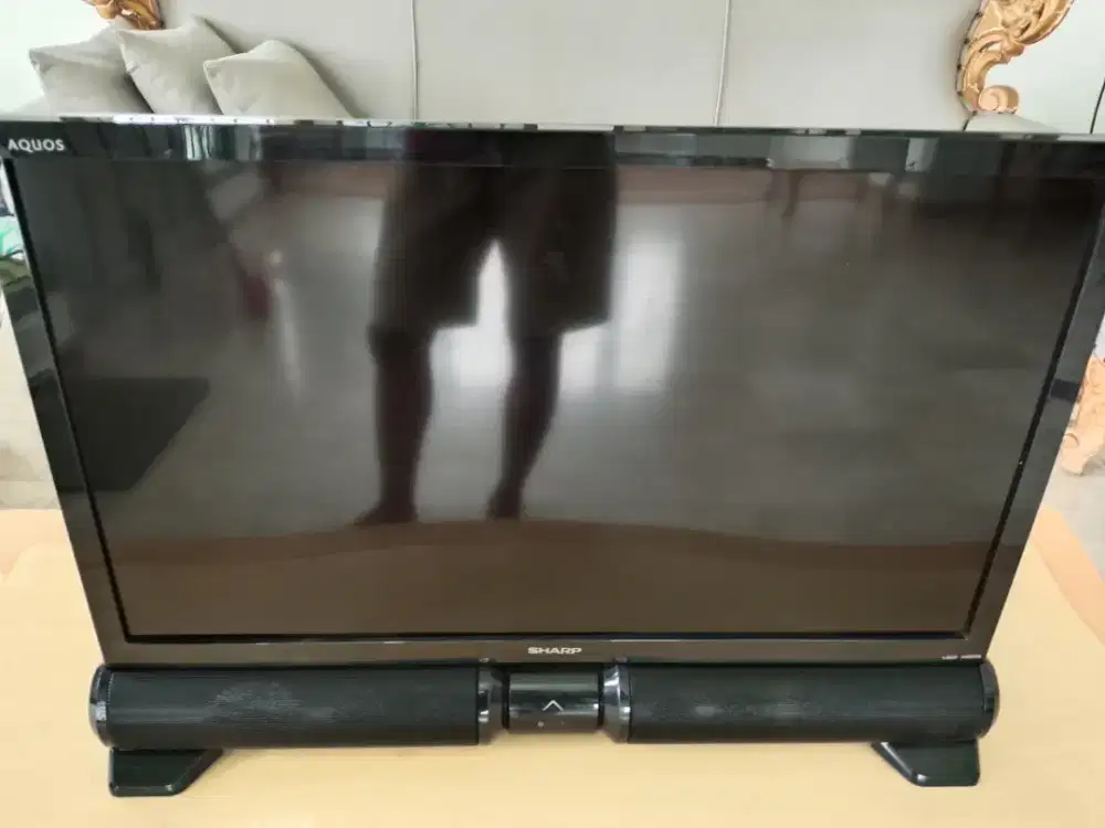 TV LED Sharp Aquos 32 Inch IIOTO Seri LC-32DX288I