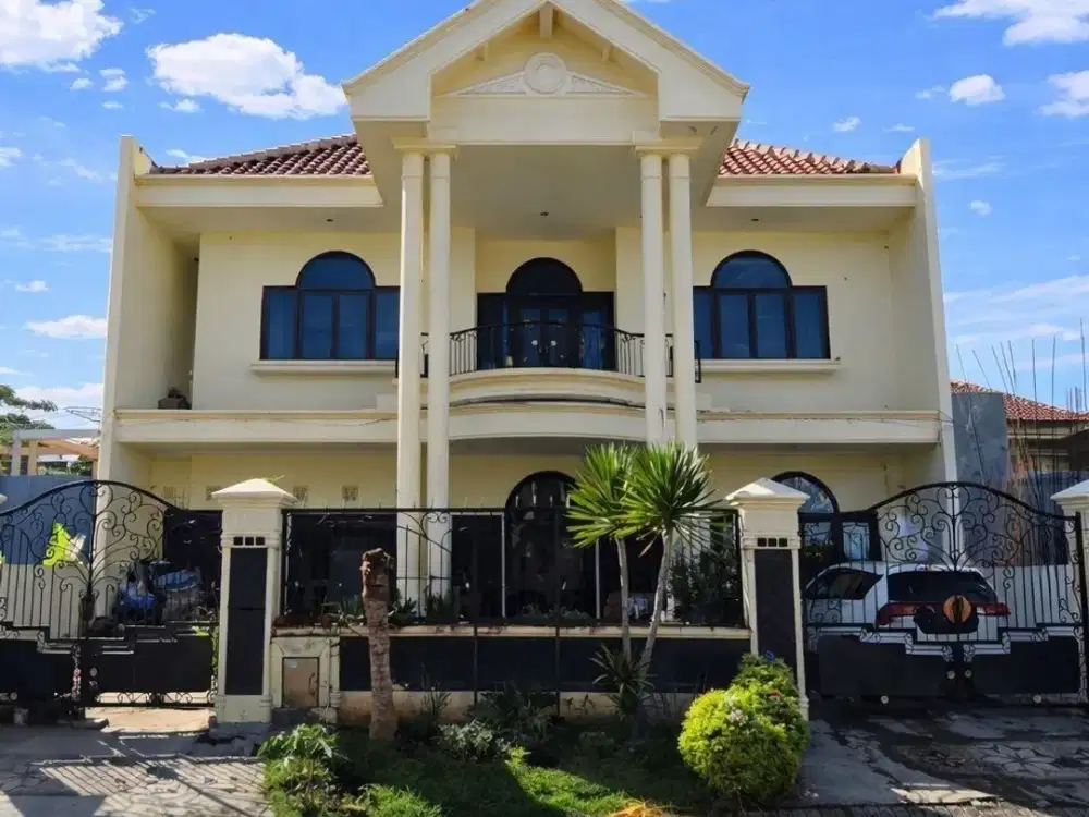 Rumah Pakuwon City Strategis • Siap Huni